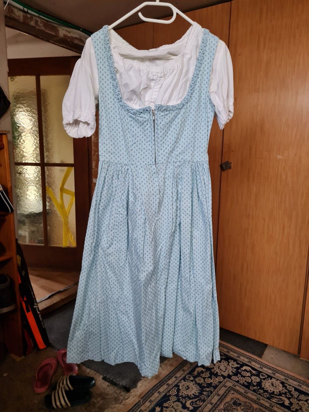 Kleider: Dirndl Set , Grösse S – Gebraucht aus Coeuve von Nelly2 1