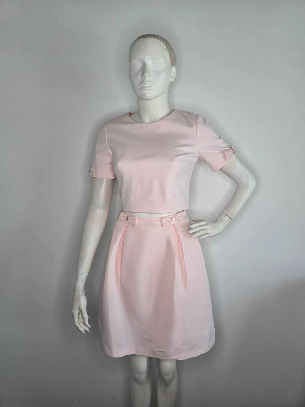 Ted Baker Jupes: Ted Baker Damen Rock Neu – Neuf (Voir description) à Heerbrugg par Lulu022020