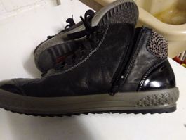 Rieker Schuhe gefüttert  38 für 15.-- Fr
