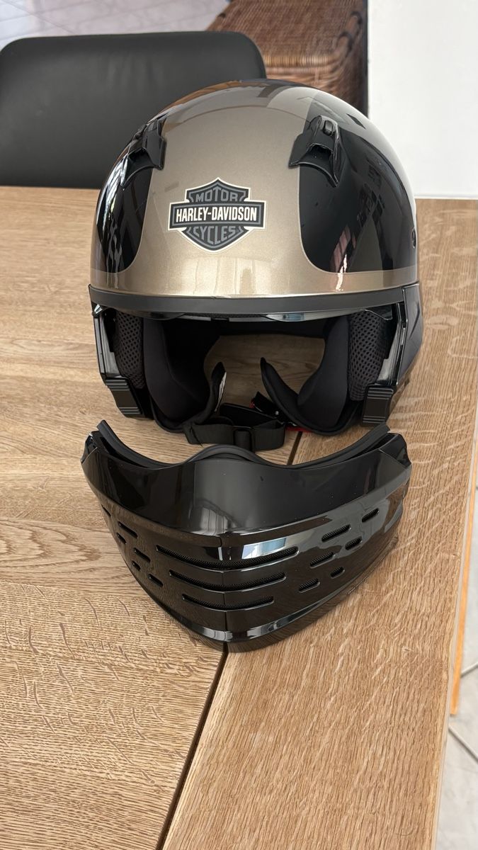 Harley-Davidson Casques & visières: Harley-Davidson Damenhelm Gr. S – D'occasion à Wangen b. Olten par Dasding