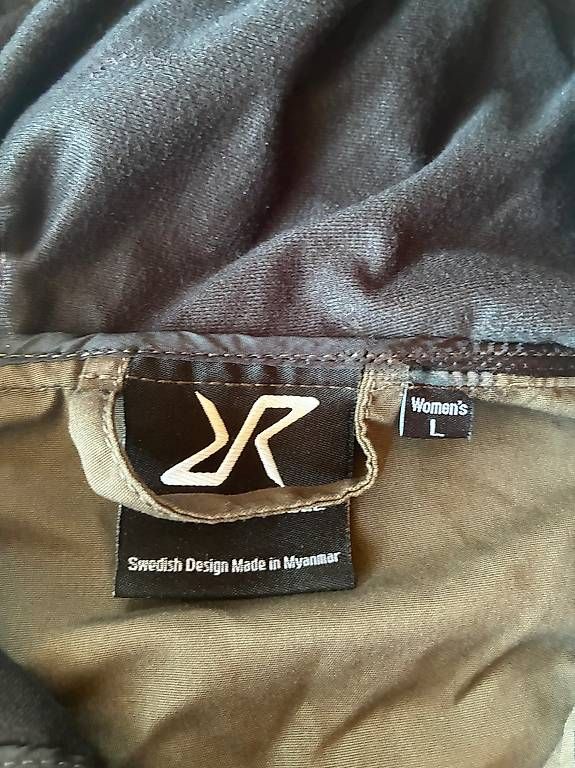 Jacken: Wanderjacke Damen – Gebraucht aus Alpnachstad von sin_v7ms 1