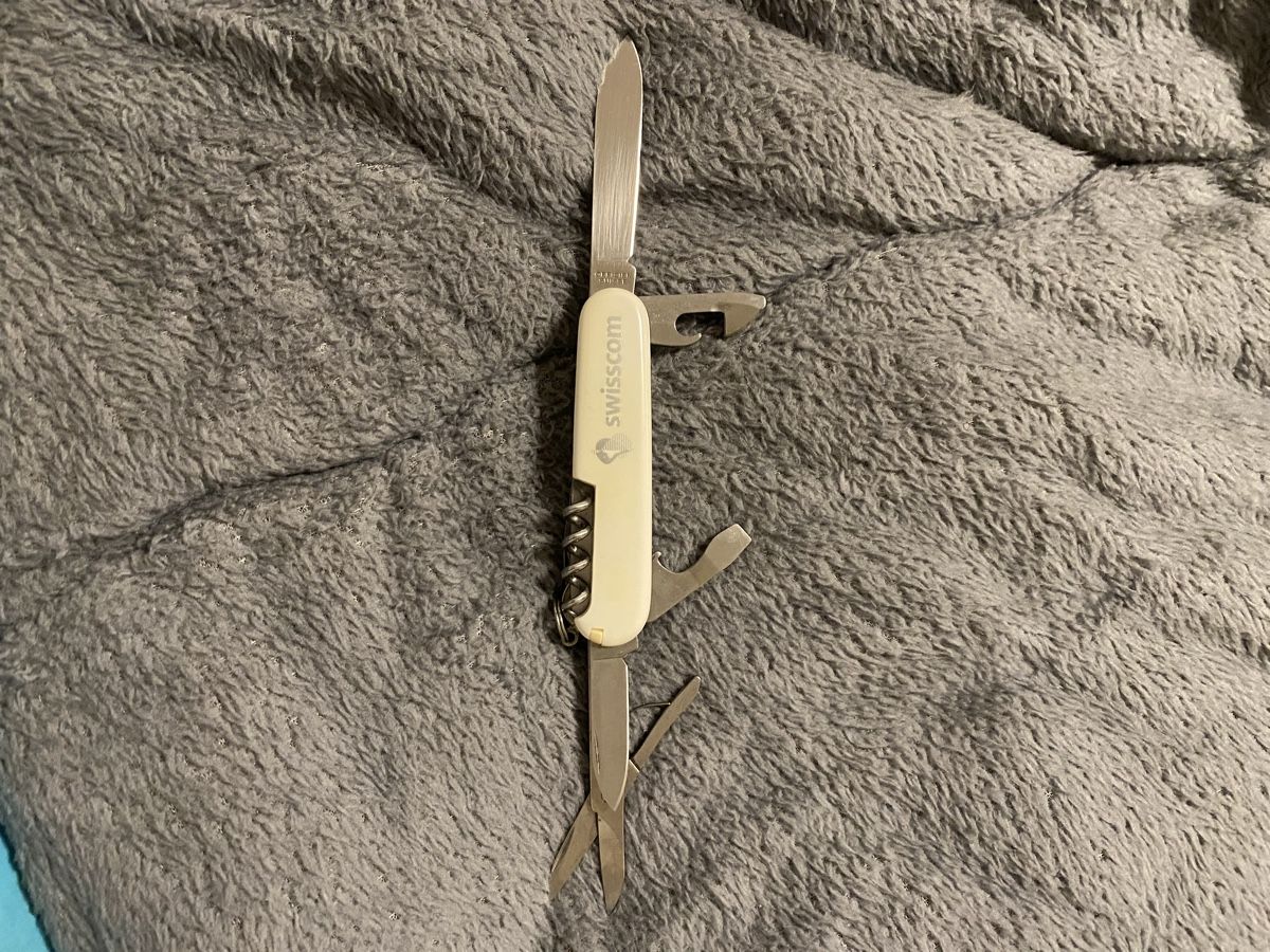 Victorinox Coltelli tascabile: Victorinox  – Usato da Anglikon venduto da Teyfik 2