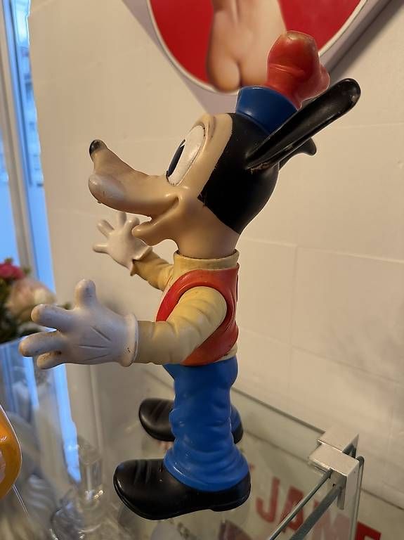Disney Statuette: Goofy Figur Walt Disney Vintage – Usato da Nidau venduto da Nintschgu 1