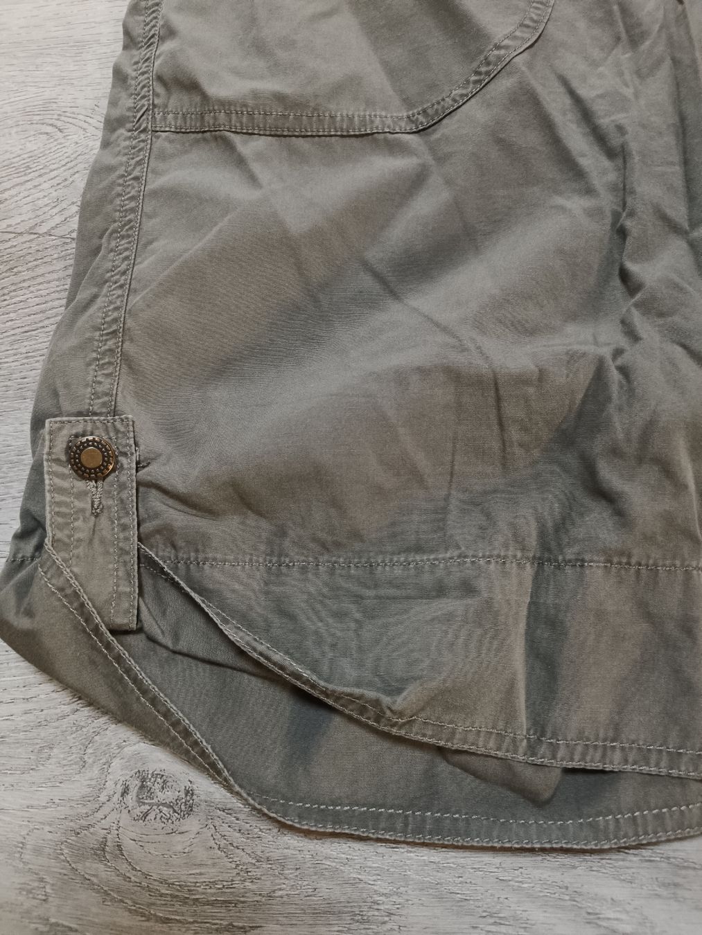 Hosen: Safari Kurzhose 44 – Gebraucht aus Bätterkinden von Elefantenzoo 1