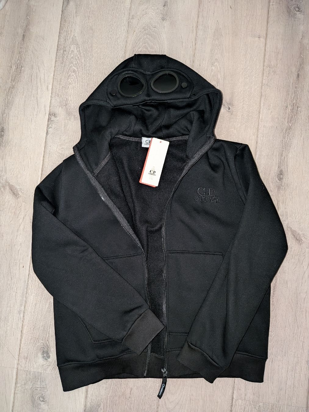 CP Company Pullover & Sweatshirts: C.P. Company – Neu (gemäss Beschreibung) aus Dierikon von co2_dmt6 1