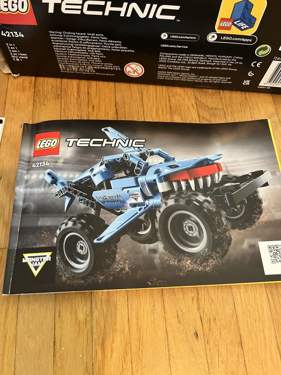 Lego Kit di costruzioni: LEGO Technic Monster Jam Megalodon 42134 – Usato da Zürich venduto da Chloemanza 2