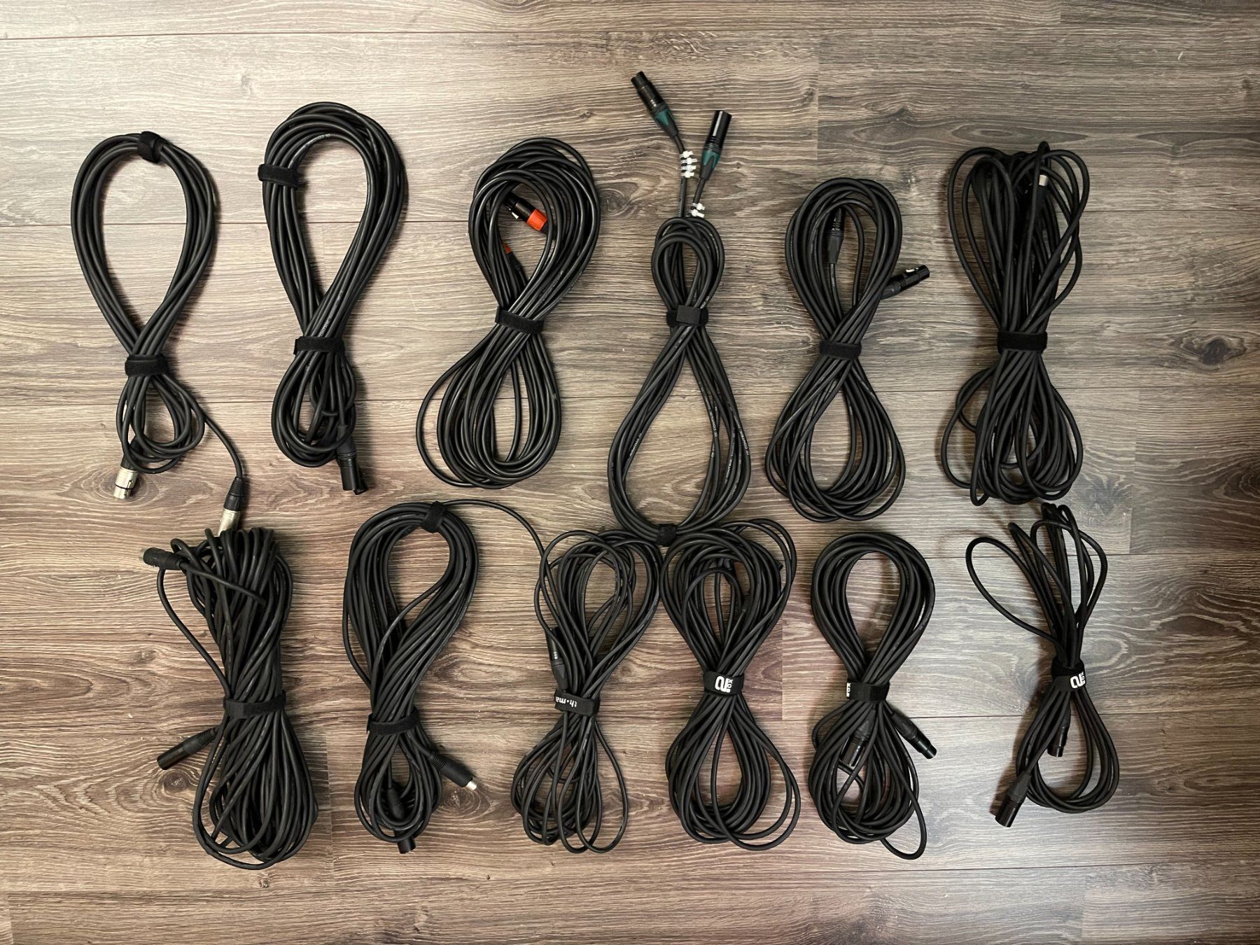 Cavi: Diverse XLR- und Klinken Kabel – Usato da Walterswil SO venduto da LA64