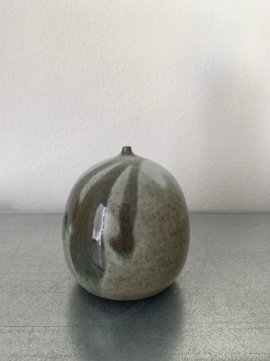 Vase & Récipients: Midcentury studio keramik kleine vase – D'occasion à Basel par Amechan. 1