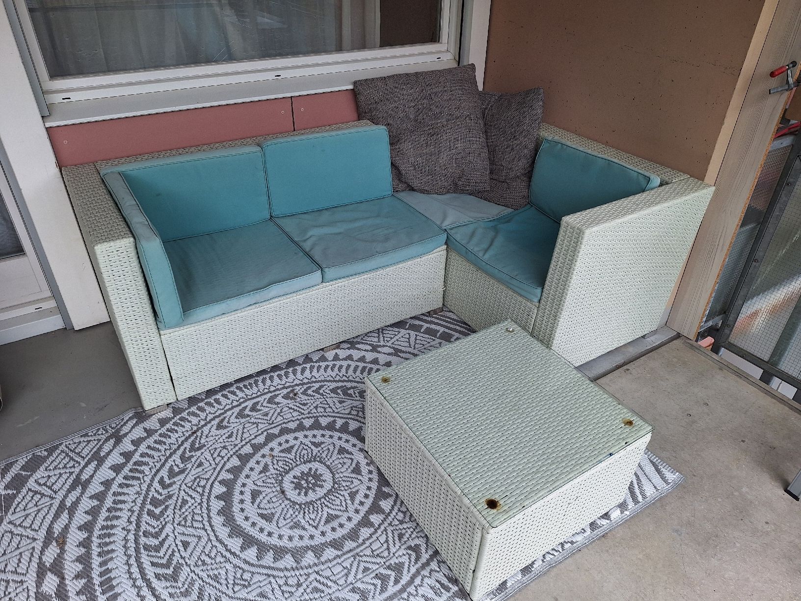Divani: Outdoor Lounge – Usato da Horgen venduto da ani_h6nz