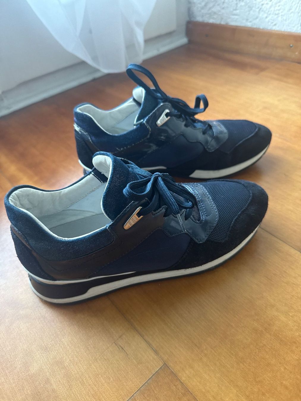 Geox Scarpe da donna: Geox Sneaker dunkelblau Grösse 40 – Usato da Thalwil venduto da vernasm