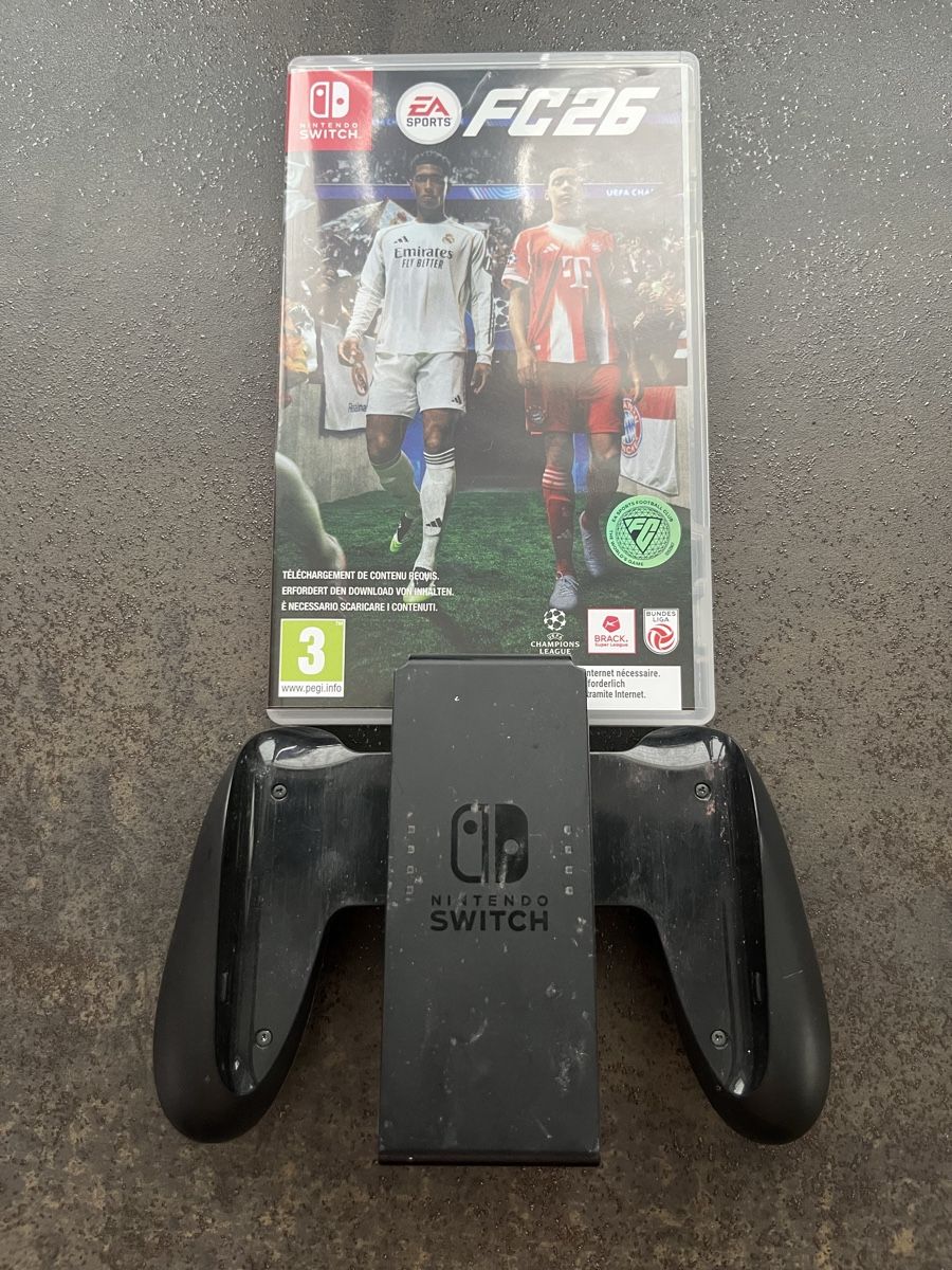 Nintendo Jeux: Switch FC26 Game PLUS Adapter zur Controllersteuerung – D'occasion à Lohn-Ammannsegg par Moon777