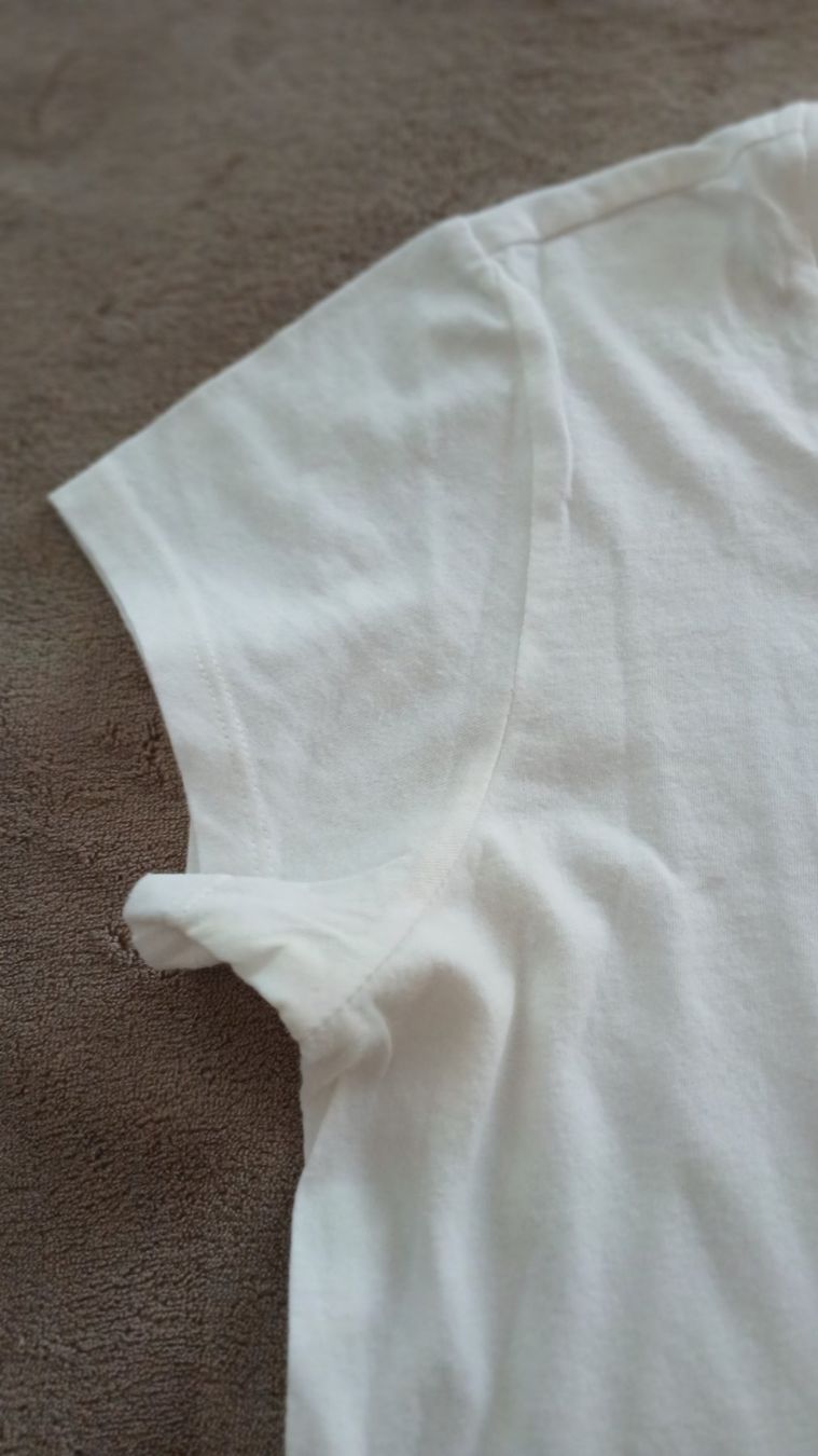 Guess T-shirt: GUESS DAMEN SHIRT GRÖSSE M – Usato da Villa Luganese venduto da luxlady 6