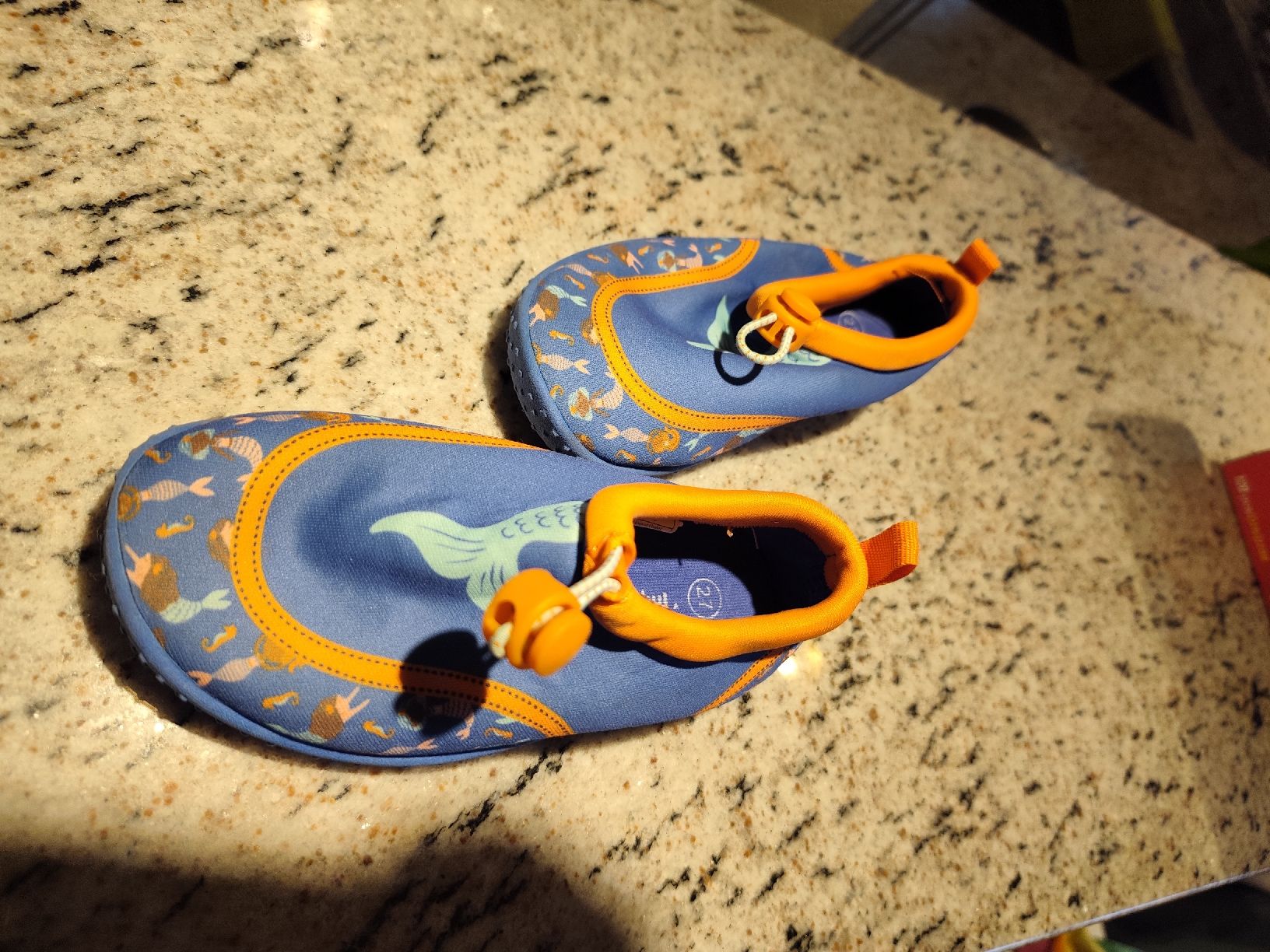 Scarpe per ragazze: Badeschuhe / Wasserschuhe – Usato da Bäretswil venduto da Gartenzwergin 3
