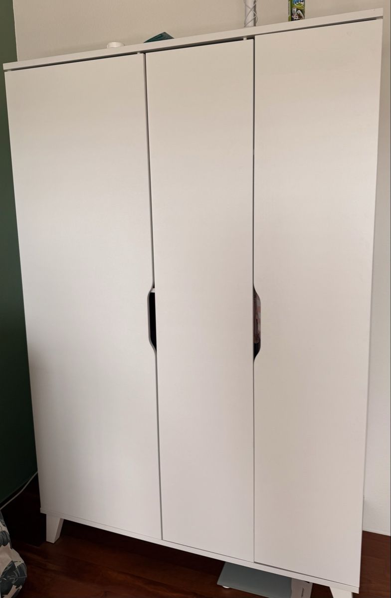 Armadi: Kleiderschrank weiss matt – Usato da Illnau venduto da DuNa