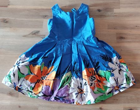 Sommerliches Blumenkleid, Grösse 98 Designerkleid