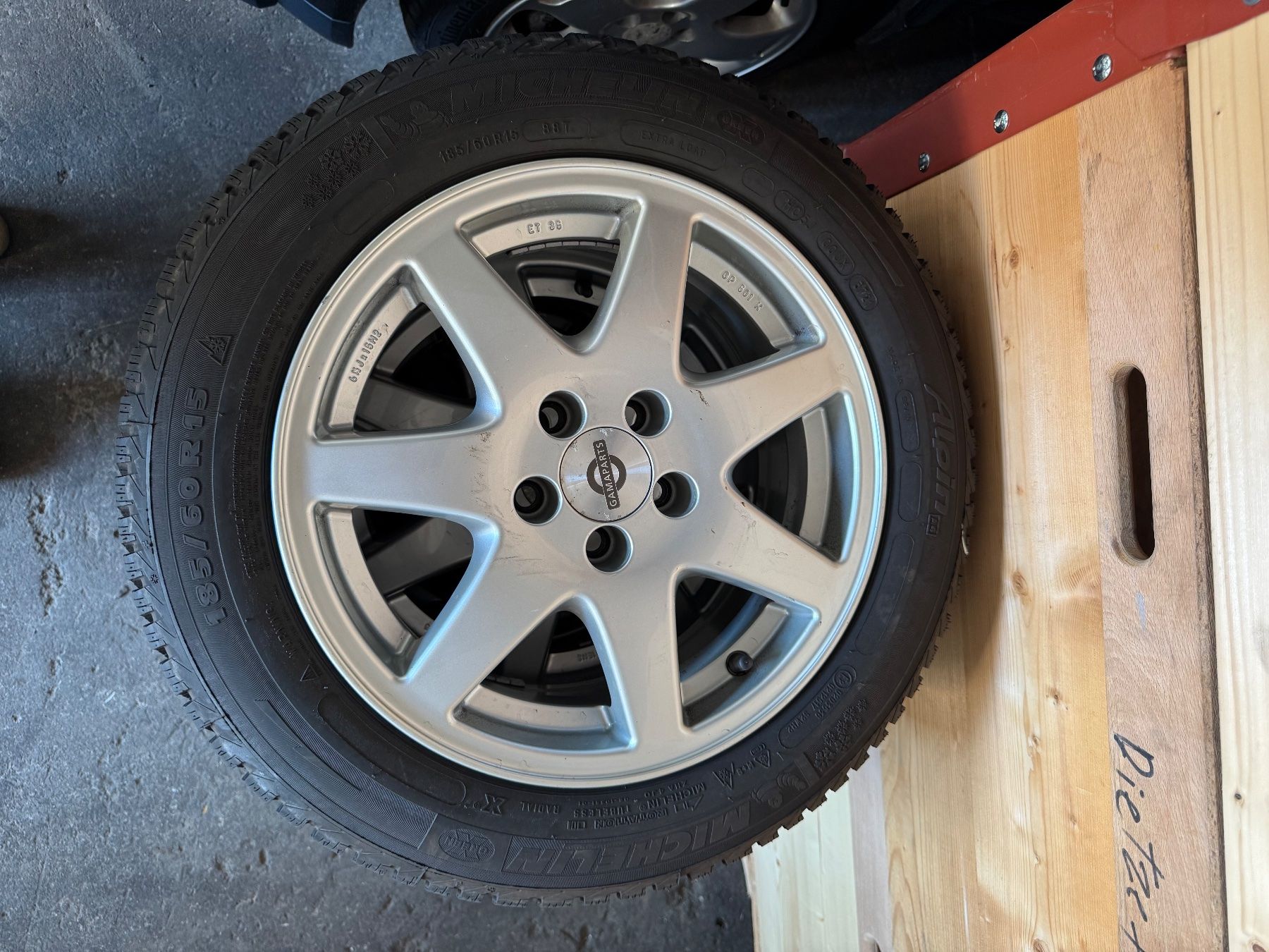 Gamaparts Pneumatici & Ruote complete: Audi A1 Winter Kompletträder – Usato da Rotkreuz venduto da garage-wismer-ag