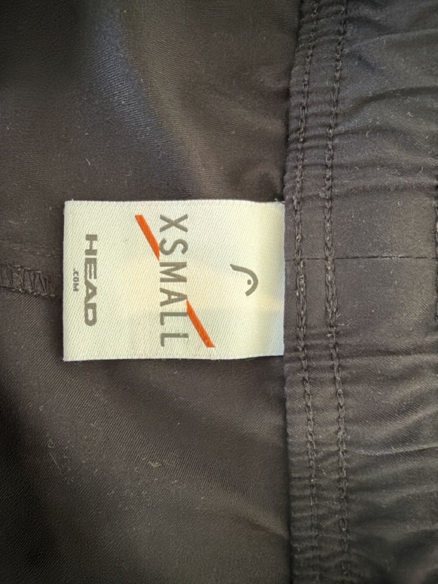 Head Pantaloni: Shorts – Usato da Waldstatt venduto da mbi_59sv 2
