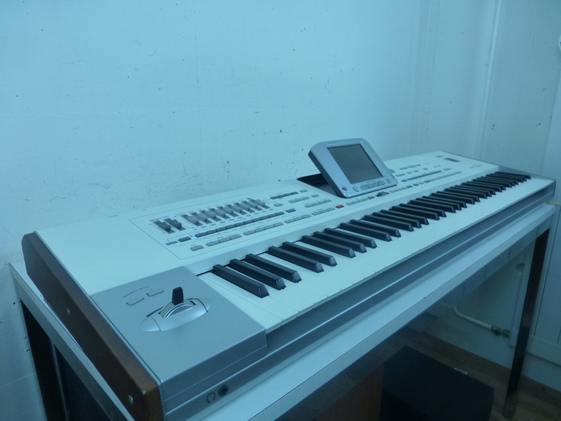 Korg Musikinstrumente: Korg PA2X Pro Keyboard mit Ständer – Gebraucht aus Fahrweid von gruenezahn 8