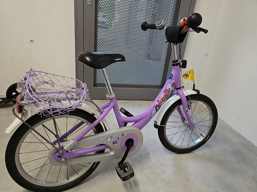 Velos: Velo  – Gebraucht aus GERSAU von eva_nkp9 3