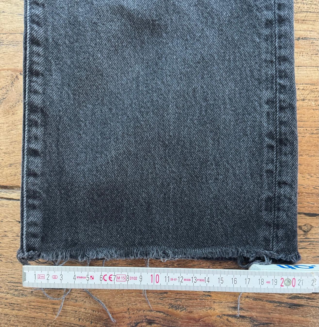Zara Jeans: Zara Jeans. Schwarz. Gr. 36. – D'occasion à Zürich par Sunnyflower97 8