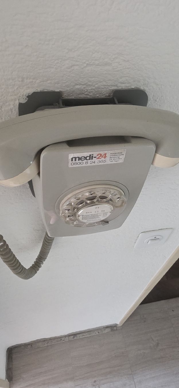 Telefoni: Vintage-Wandtelefon – Usato da Schwerzenbach venduto da Max460 1