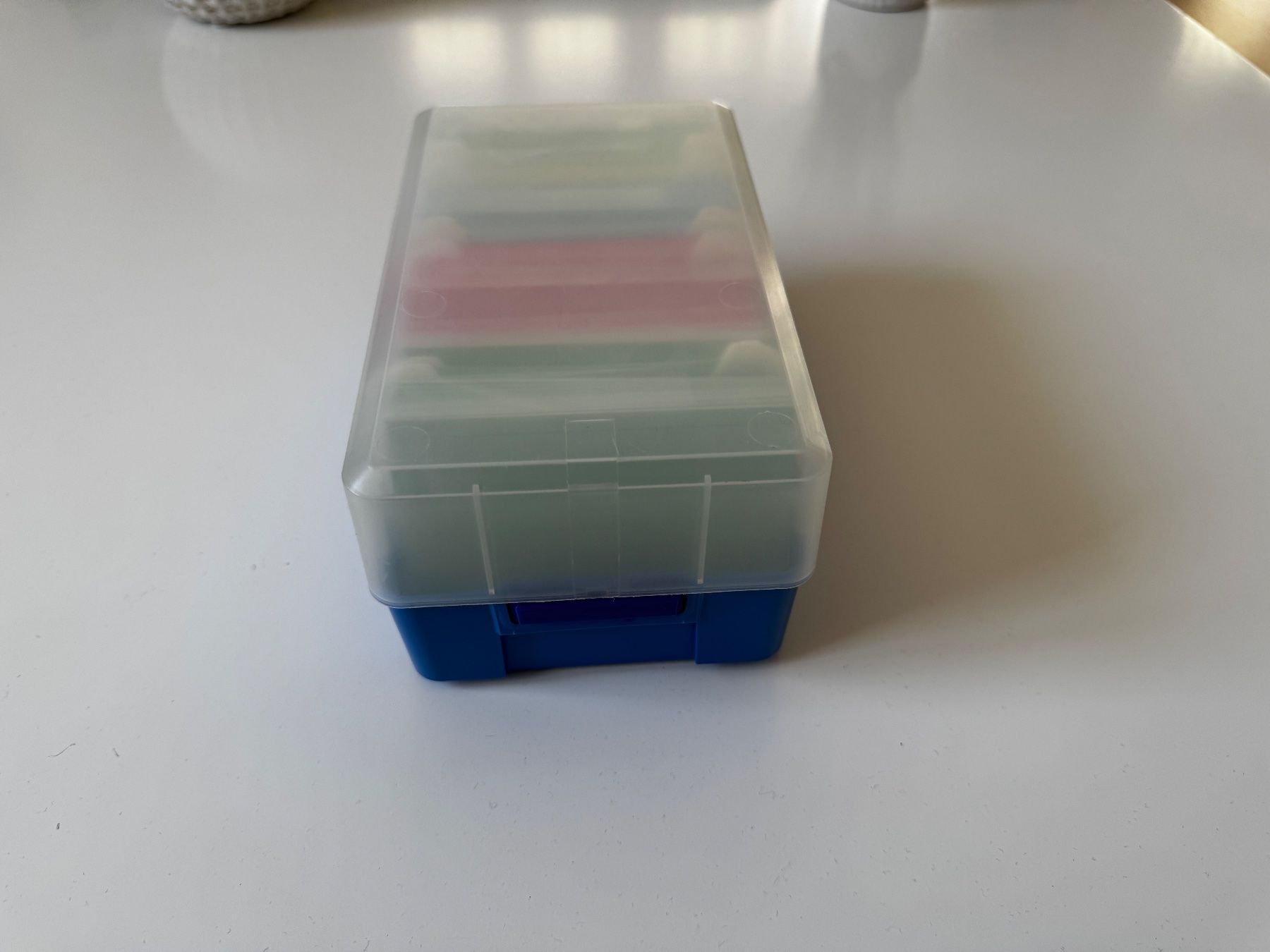 Sistemi di archiviazione: Karteikarten-Box mit bunten Karten – Usato da Rupperswil venduto da Steffeli