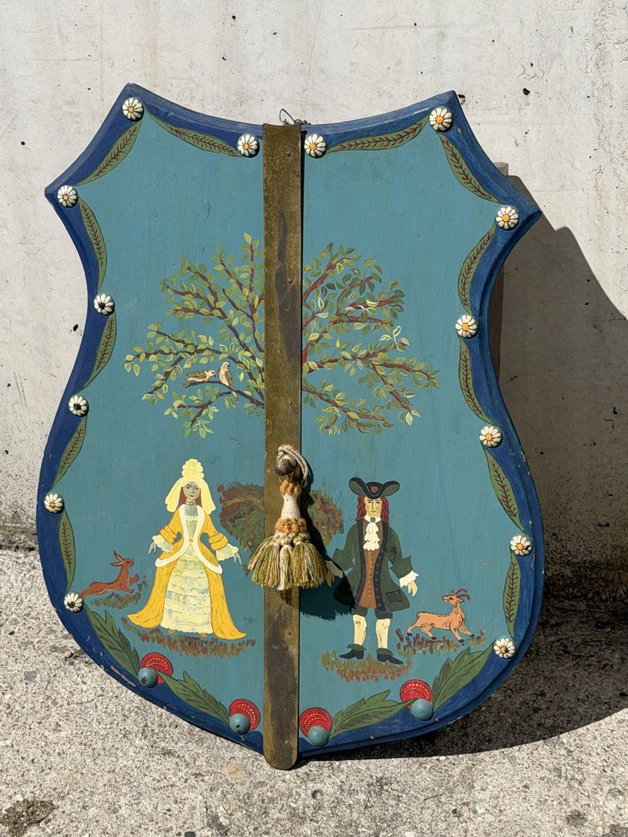 Étagères: Meuble mural ancien  – D'occasion à Bussigny par Stolerparadox 1