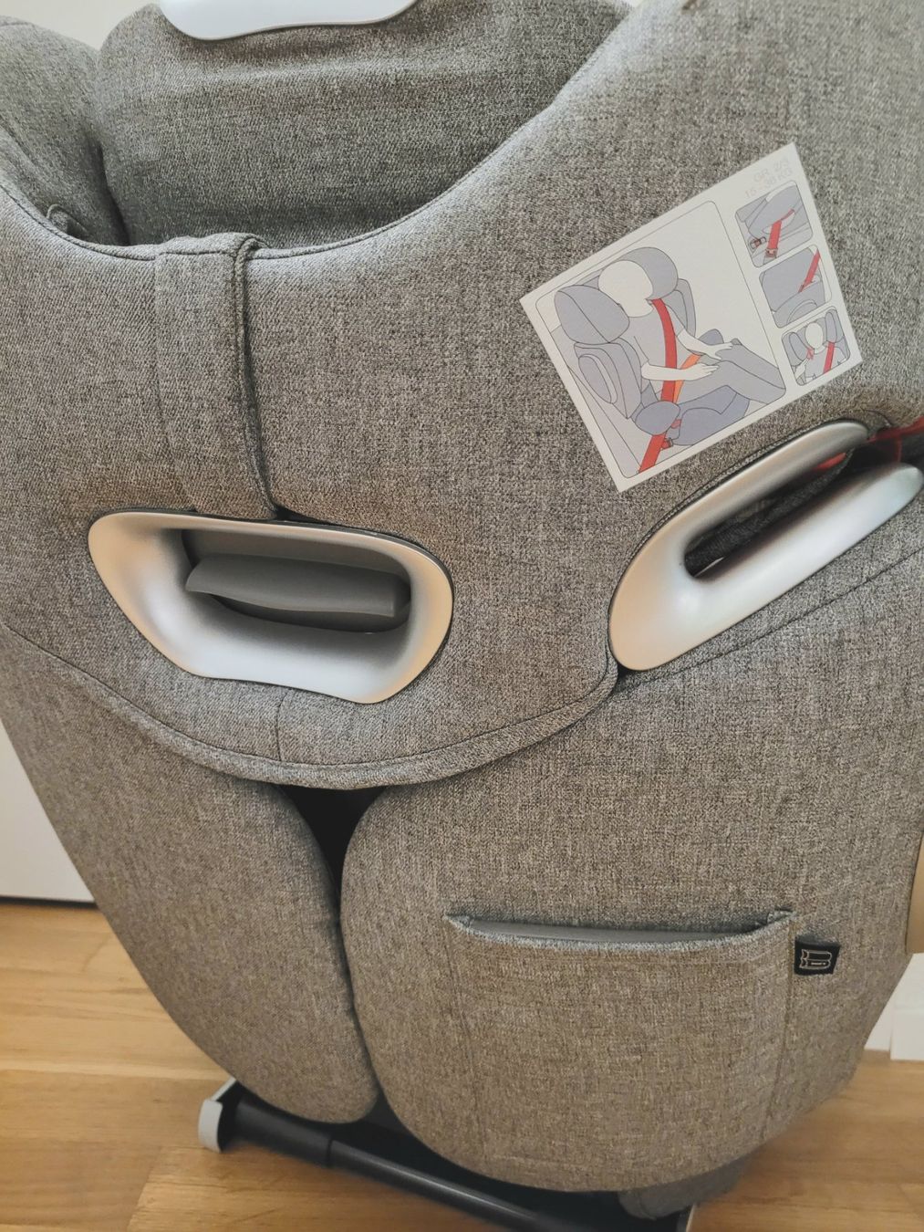 Cybex Seggiolini per auto: CYBEX Platinum Solution Q3-Fix Kindersitz - Deluxe Sitz! – Usato da Neuenegg venduto da transformer02 8
