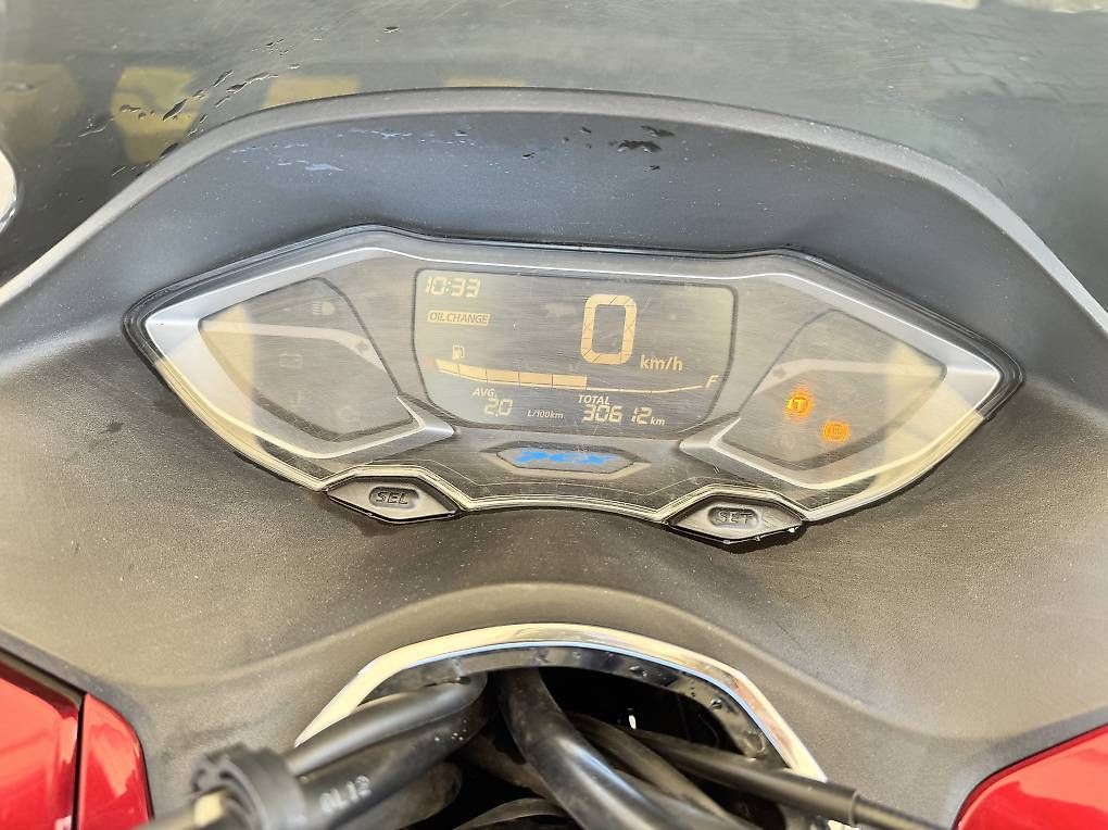 Honda Scooters: Honda PCX 125 – D'occasion à chêne bougeries par Mimizoo 3