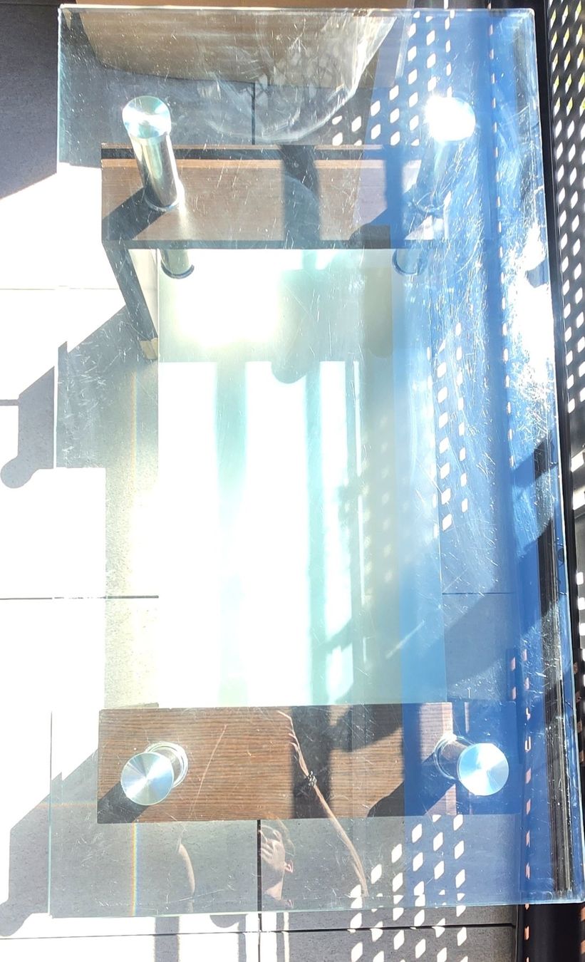Tische: Table basse moderne en verre transparent – Gebraucht aus Collombey von pie_v5pv 6