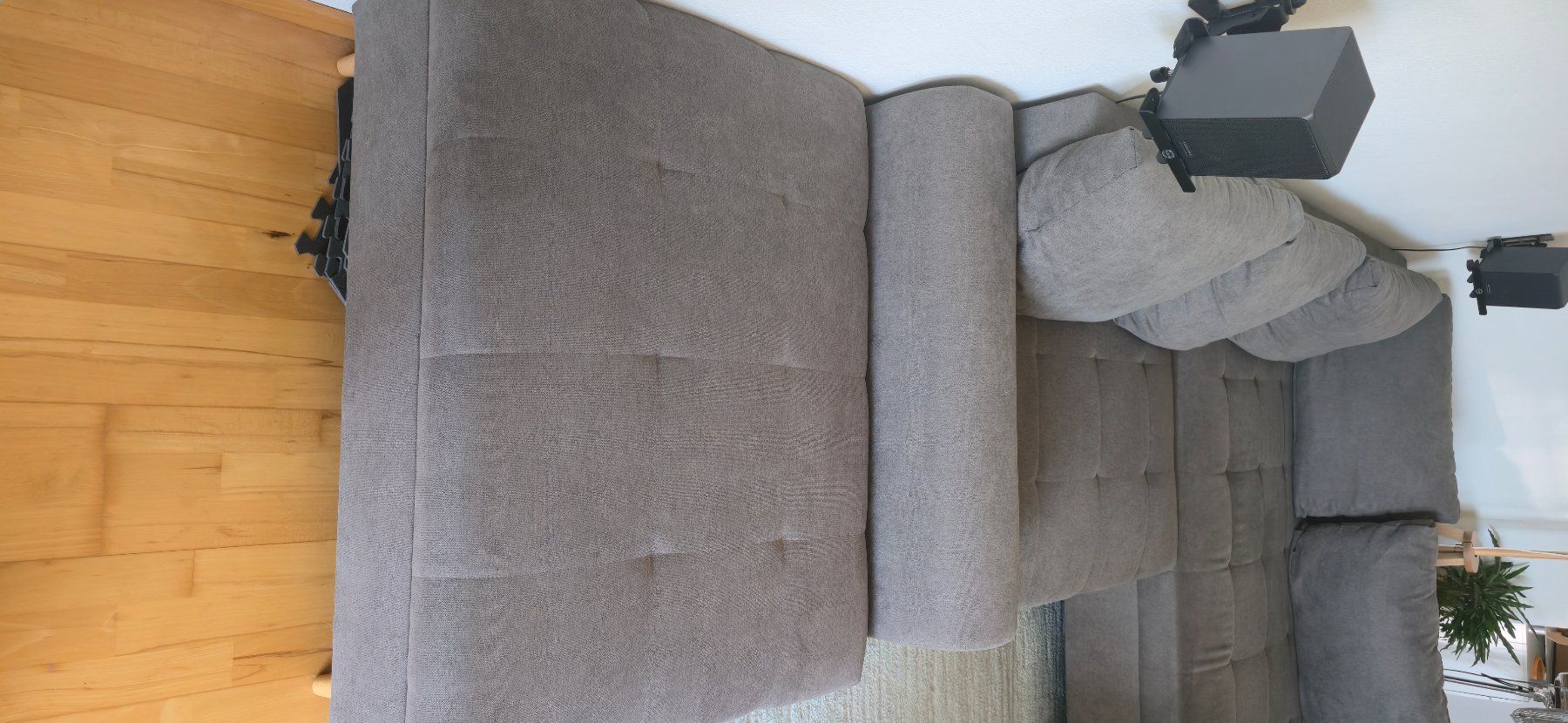 Sofas: Ecksofa grau mit Ottomane gebraucht – D'occasion à Riedholz par Iso2 1