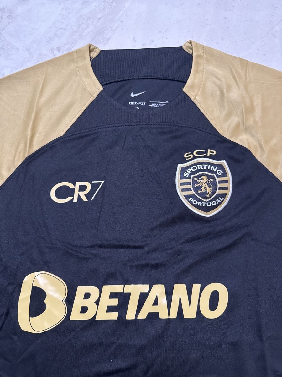 Nike Canottiere & Pantaloni: Sporting Lissabon Trikot, Nike – Nuovo (secondo la descrizione) da Bronschhofen venduto da leo_99hp 2