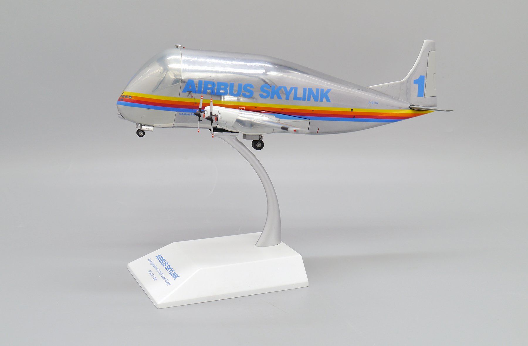 Modellbausätze & Standmodelle: Aero Spacelines SUPER GUPPY 377SGT – Neu und originalverpackt aus Morges von iljamuromez 5