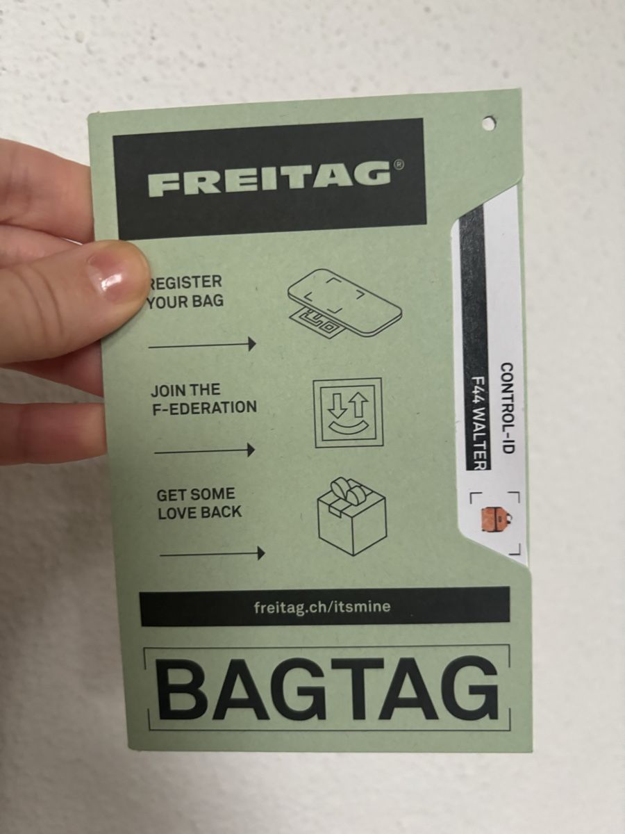 Freitag Zaini: FREITAG F44 Walter Mini Rucksack Orange – Usato da St.Gallen venduto da ann_c659 5