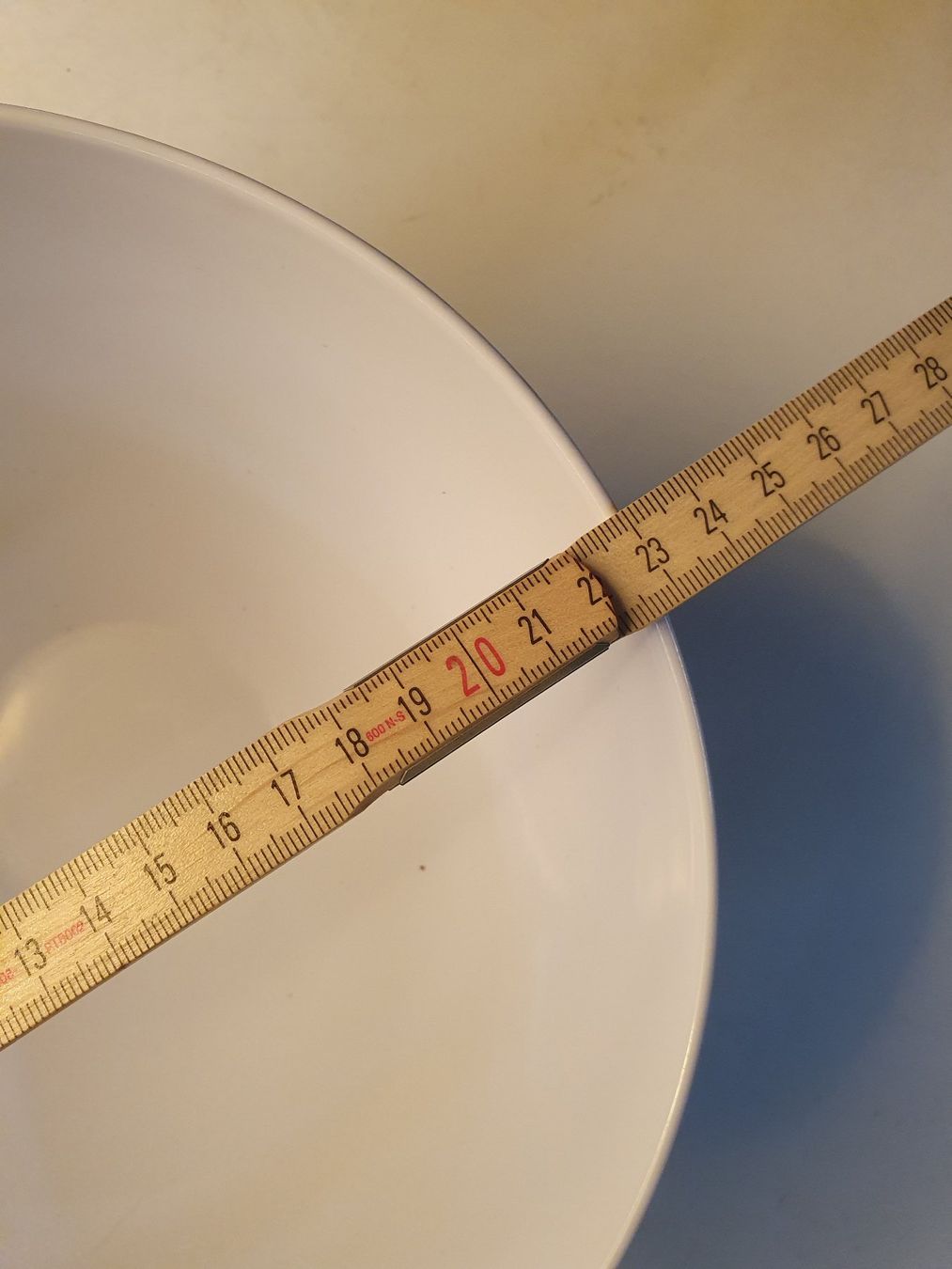 Ciotole: Salatschüssel Grau Kunststoff 23 cm – Usato da Zürich venduto da loosebone 2