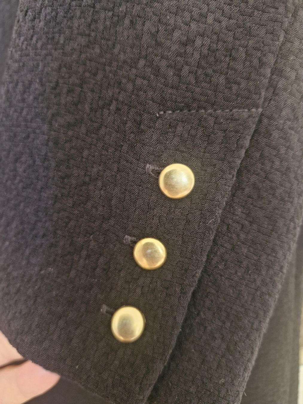 Sezane Kleider: Robe Sézane  – Gebraucht aus St-Saphorin-Lavaux von cfe_bq5f 1