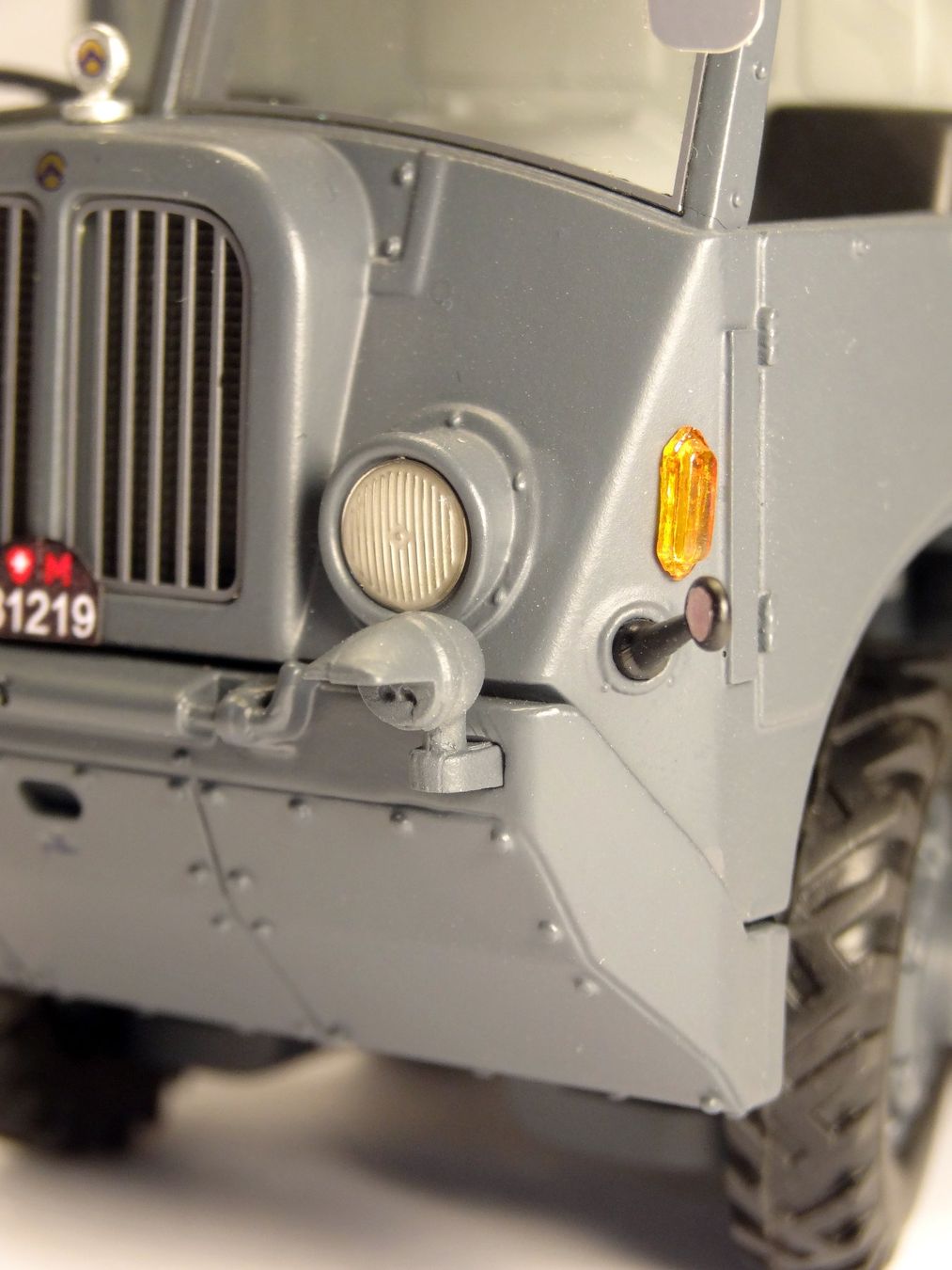 Kit di modellismo & Modellini statici: Saurer M6 Tannengrün 1:35 – Nuovo e nell'imballaggio originale da Lenk im Simmental venduto da AFM-Modellbau 4