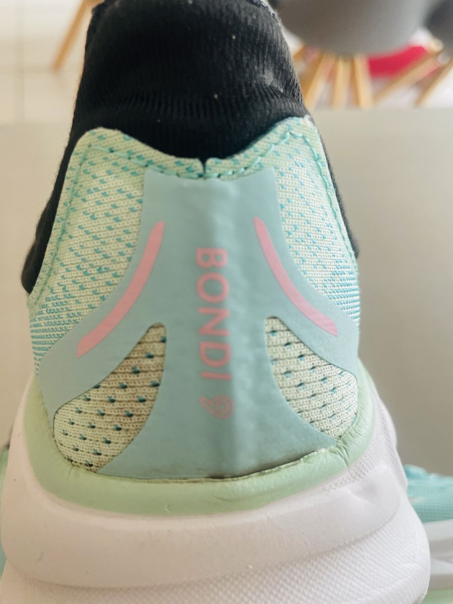 Hoka One One Scarpe da donna: HOKA one one BONDI 9 gr. 38 – Usato da Estavannens venduto da lulutte 5