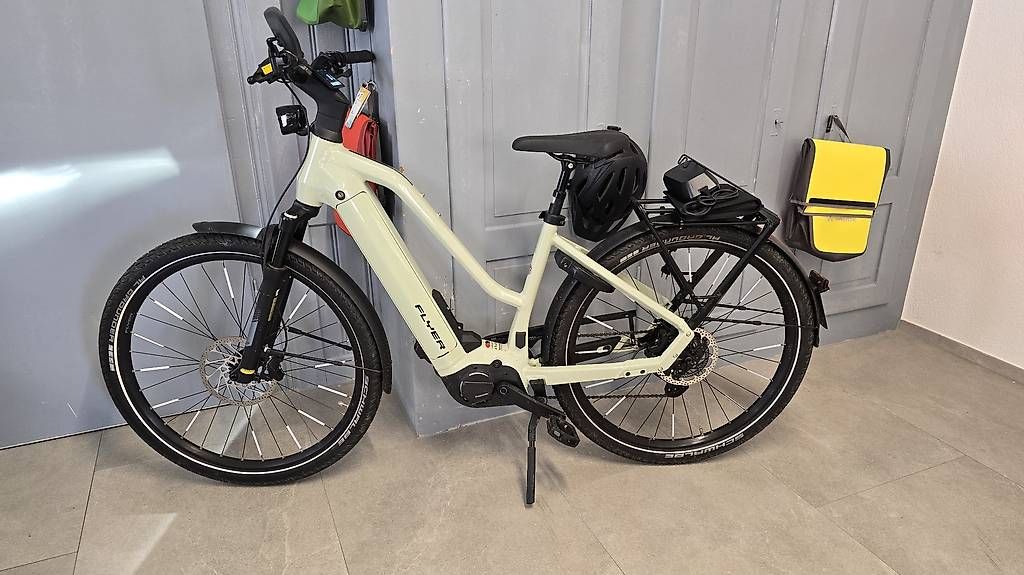 Vélos: E-Bike Neuwertig 45kmh Flyer  – D'occasion à Bronschhofen par Timi.g 9