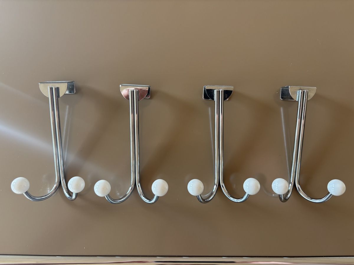 Eisenwaren: 4× Metallhaken – Gebraucht aus Wohlen AG von 1247_ww_shopping