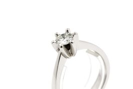 Solitär Brillantring vom KURZ 0.55ct in 18K Weissgold *S2775