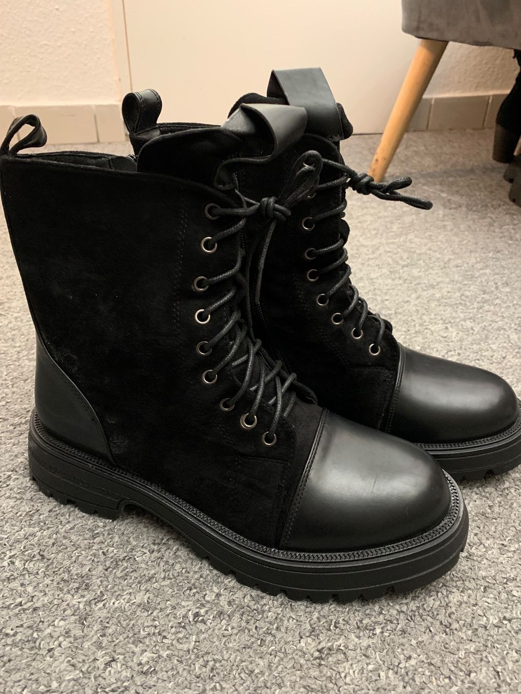 Damenschuhe: Ganz neue Stiefel, Grösse 37 – Neu (gemäss Beschreibung) aus Altendorf von Beauty_Girl83 2