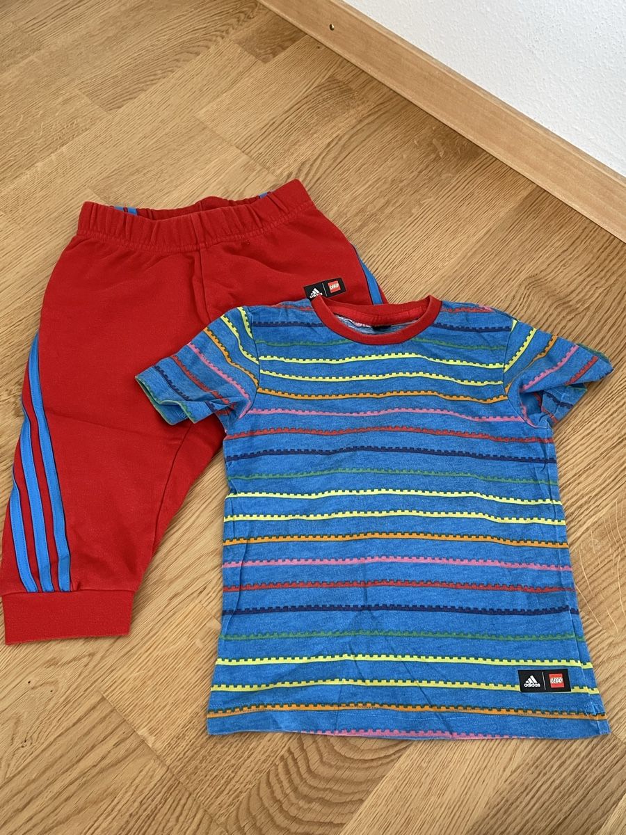 Pantaloni: Ensemble enfant Adidas Lego – Usato da Bussigny venduto da Dali430