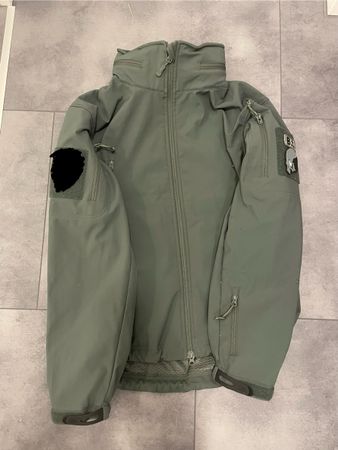 Helikon-Tex Gunfighter Softshell & Alpha Tactical Fleece