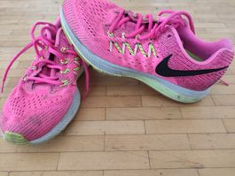 Nike Schuhe gr 39