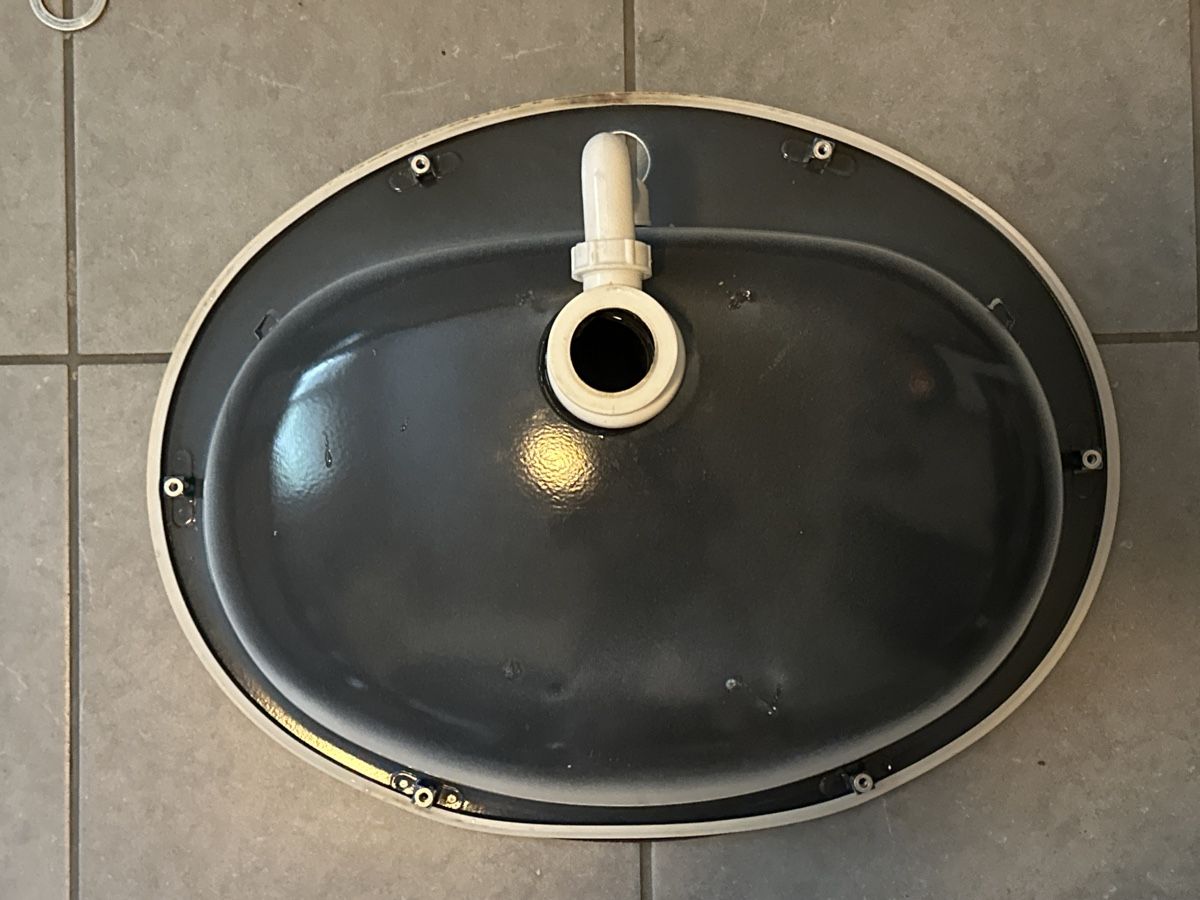 Franke Eviers & lavabos: Emailiertes, gebrauchtes Waschbecken von Franke – D'occasion à Zürich par Chaeffeler 2
