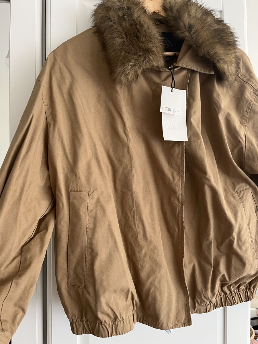 Zara Giacche: Jacke mit Pelzkragen – Nuovo e nell'imballaggio originale da Allschwil venduto da eyl_bb8q 2