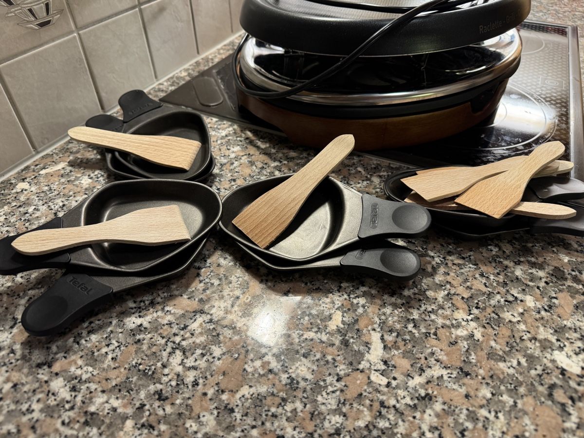 Grills: Raclette Grill Crêpes Gerät elektrisch – Gebraucht aus Basel von sch_9g6x 3
