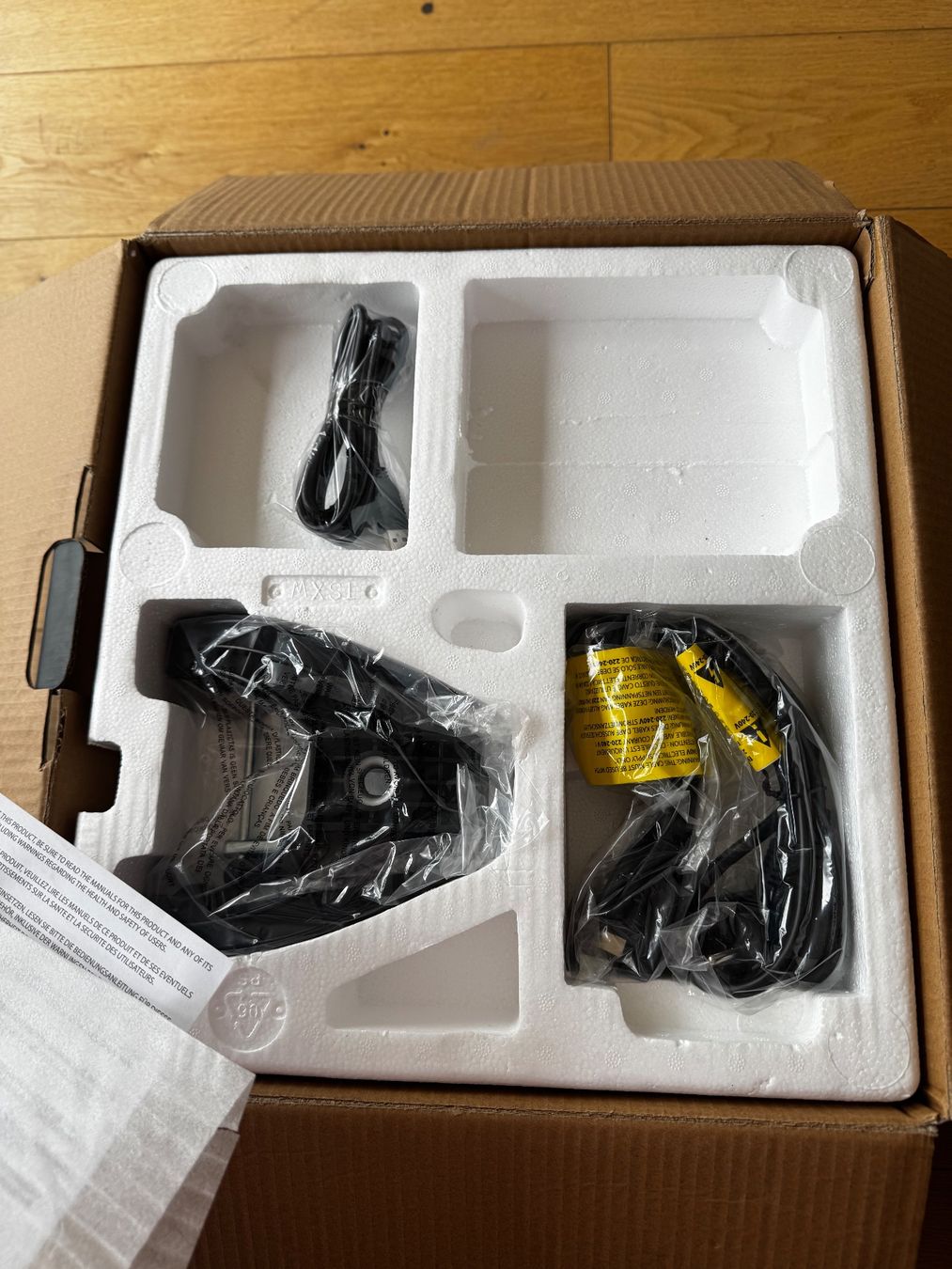 Microsoft Console: Thrustmaster TS-XW Racer Servo Base - neu/originalverpackt! – Nuovo e nell'imballaggio originale da Hauptwil venduto da lar_d7xp 4