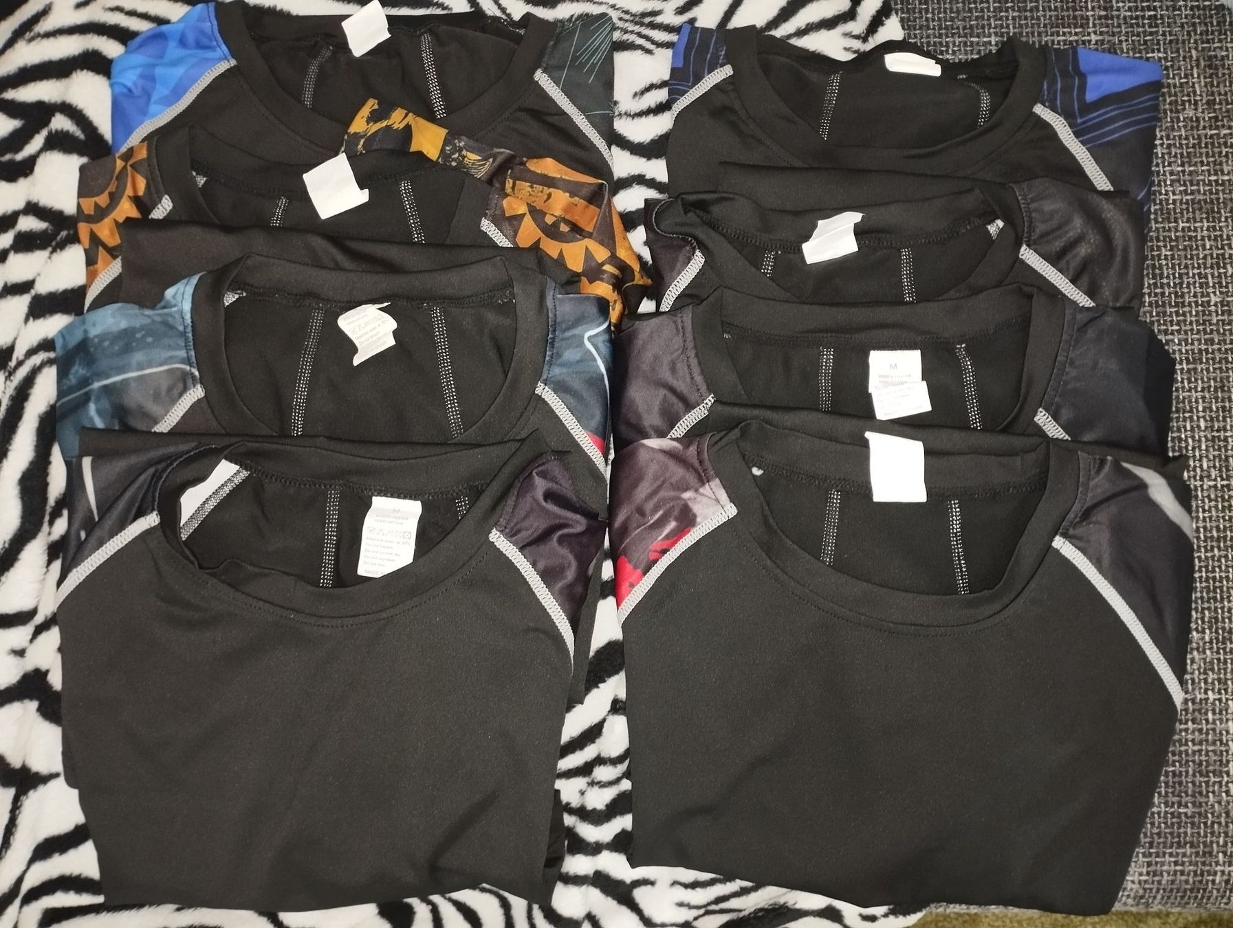 T-shirt: 8x Tee-shirts Short Sleeve - Size Medium M – Nuovo (secondo la descrizione) da MONTHEY venduto da Tibobo 1